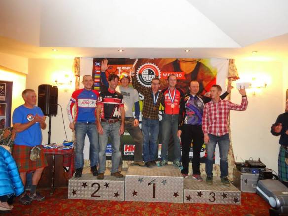 10698610_10204129698858071_398176360461428636_n